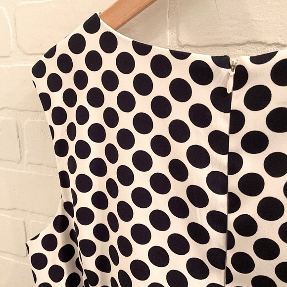 AGB Dress Sleeveless Polka Dot Cream/navy Peplum sides Belted Plus Size 16 FLAW - Picture 11 of 14